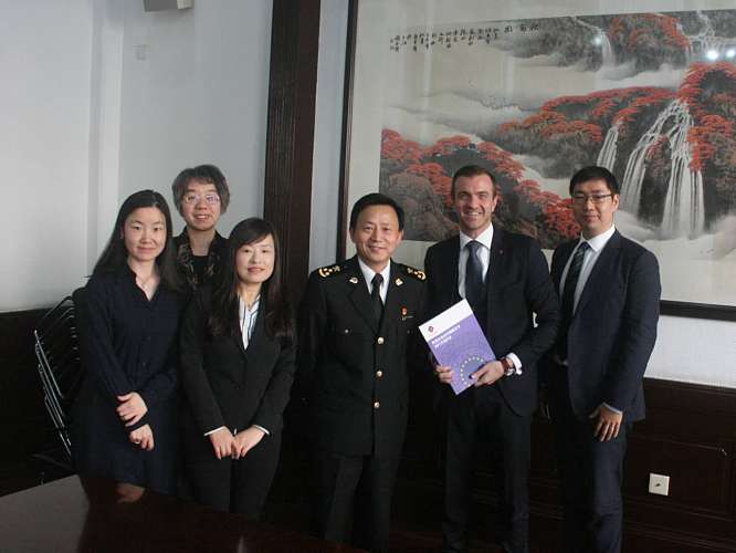 Meeting with Shanghai Customs on 2017/2018 Position Paper